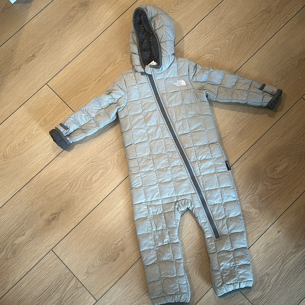 North Face snow suit